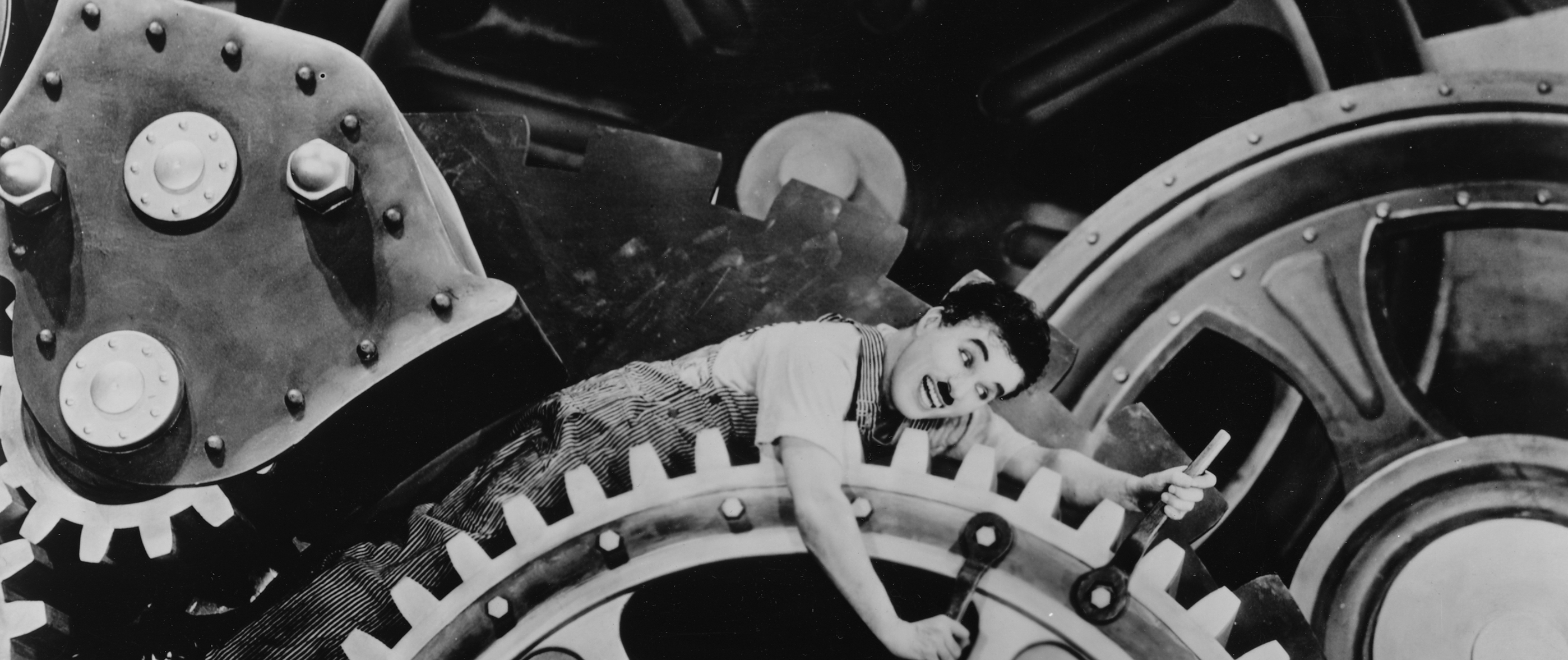 1. La transition vers le parlant : hybridité puis institutionnalisation des pratiques